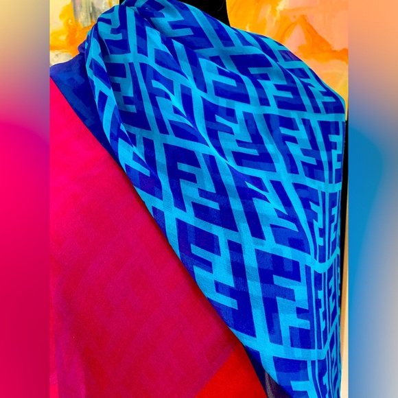 Fendi oversized silk scarf/ wrap Multi colored pink,blue,red,yellow, orange. - Picture 4 of 16